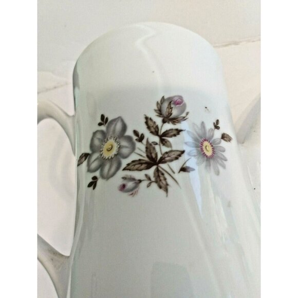 Vintage Bavarian Porcelan Tea Pot H.Waldenberg Hand Painted 8 1/2" Tall - Picture 8 of 12